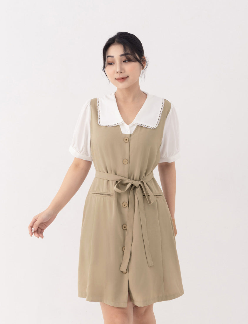 MISS. Elegant Lace Collar Plus Size Puff Sleeve Dress (With Waist Tie)