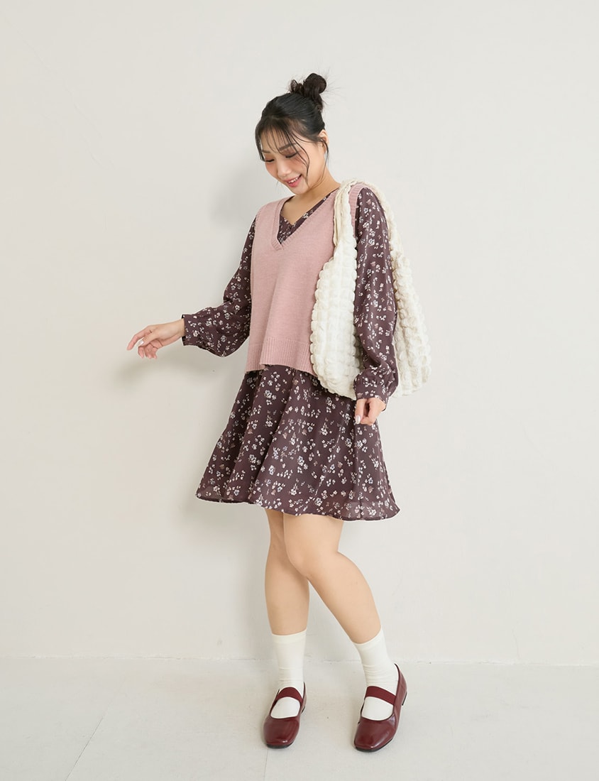 Versatile Multicolor V-Neck Cropped Plus Size Knit Vest