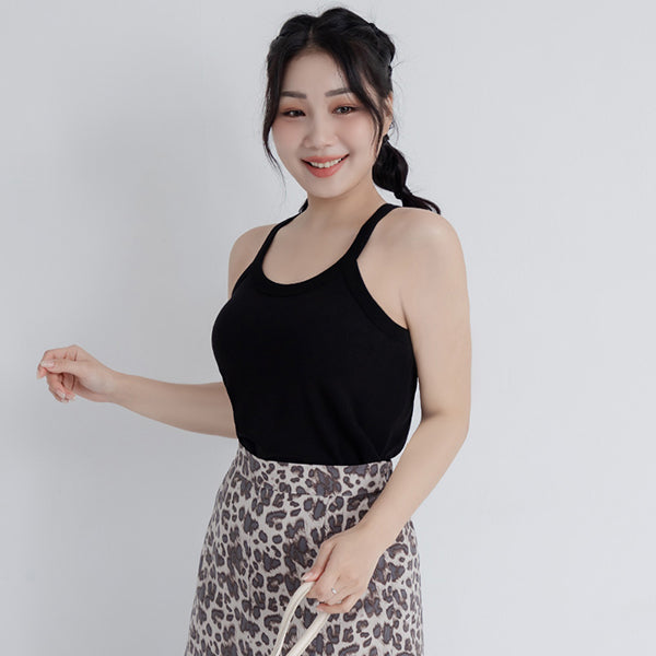 Pobra. Airy Halter Neck Ribbed Sleeveless Plus Size Bra Top
