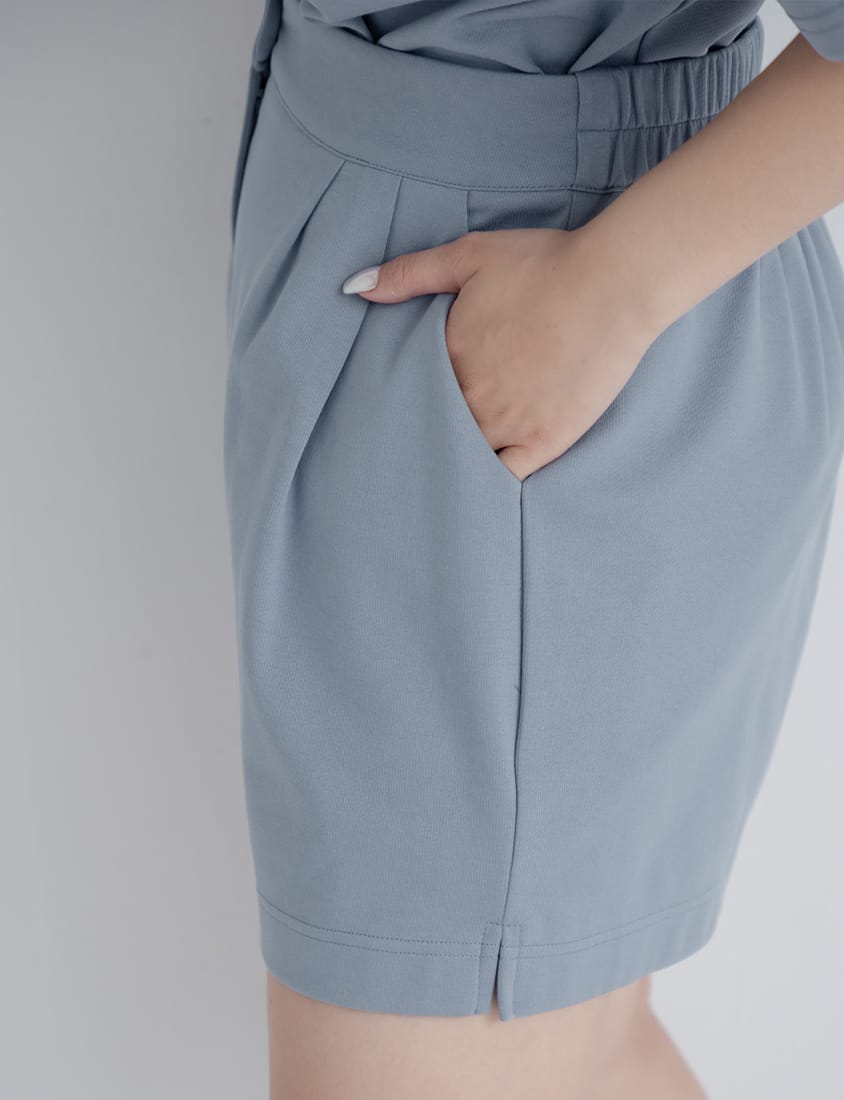 Summer Pleated Back Elastic Waist Plus Size Shorts