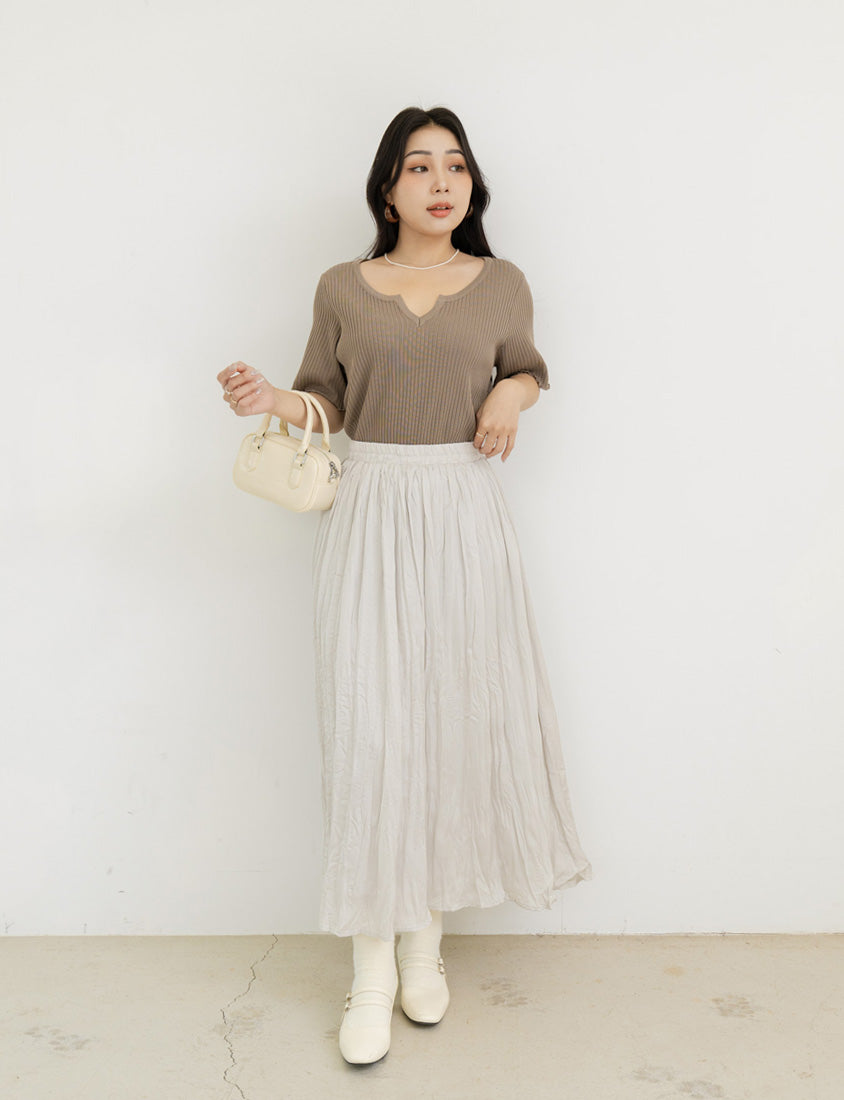 MISS. Essential Wavy Edge Plus Size Knit Top