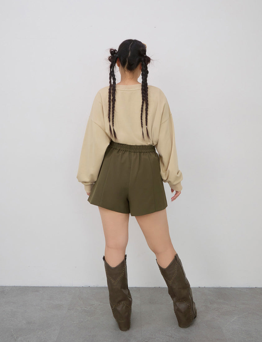 Versatile Center Stitch Plus Size Tailored Shorts