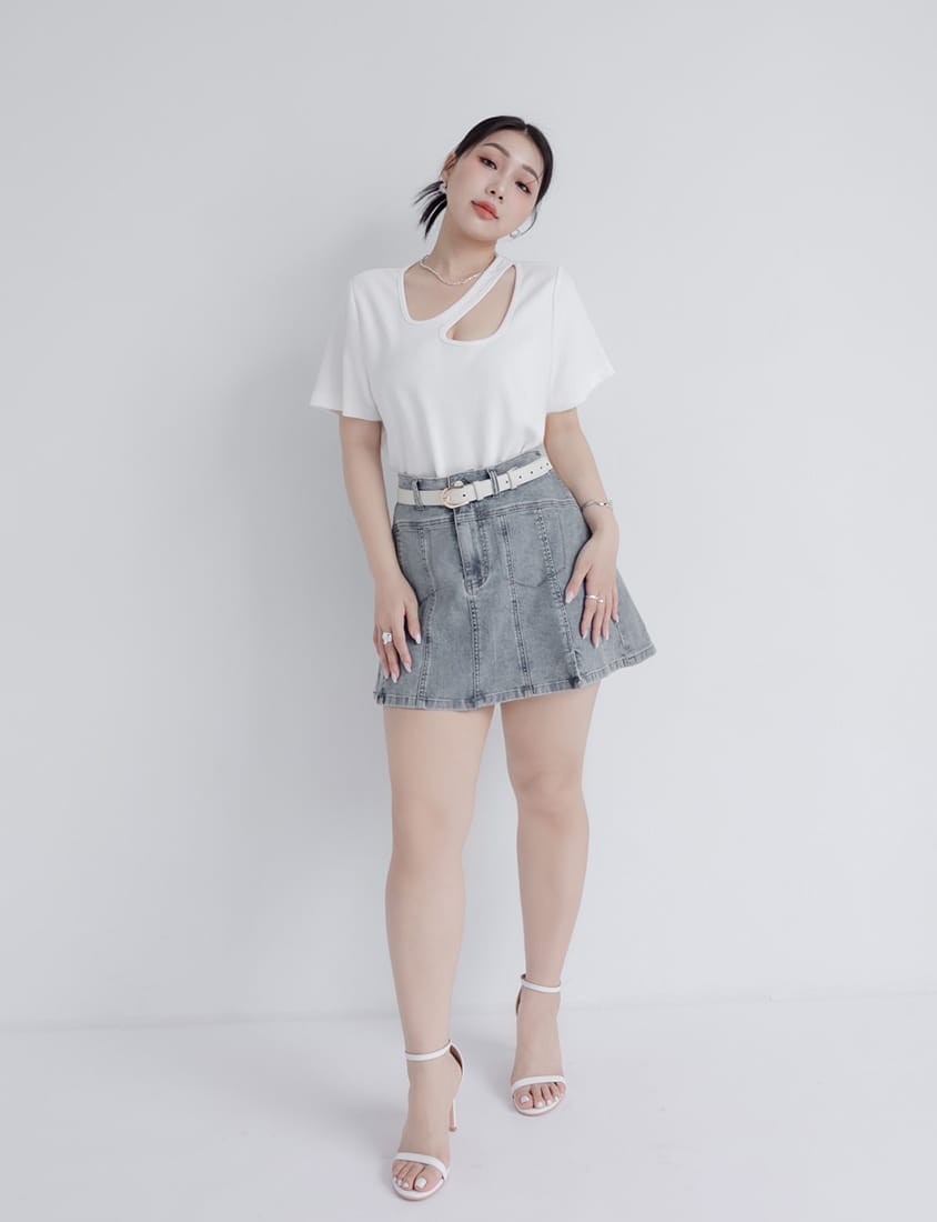 MUA! Sexy Ribbed Hollow Plus Size Short Sleeve Tee