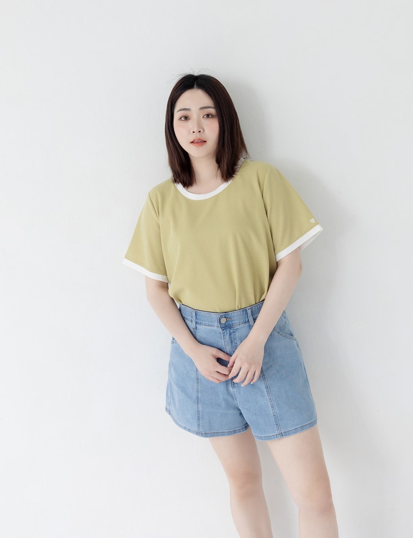 Colorblock Waffle Heart Embroidery Plus Size Top