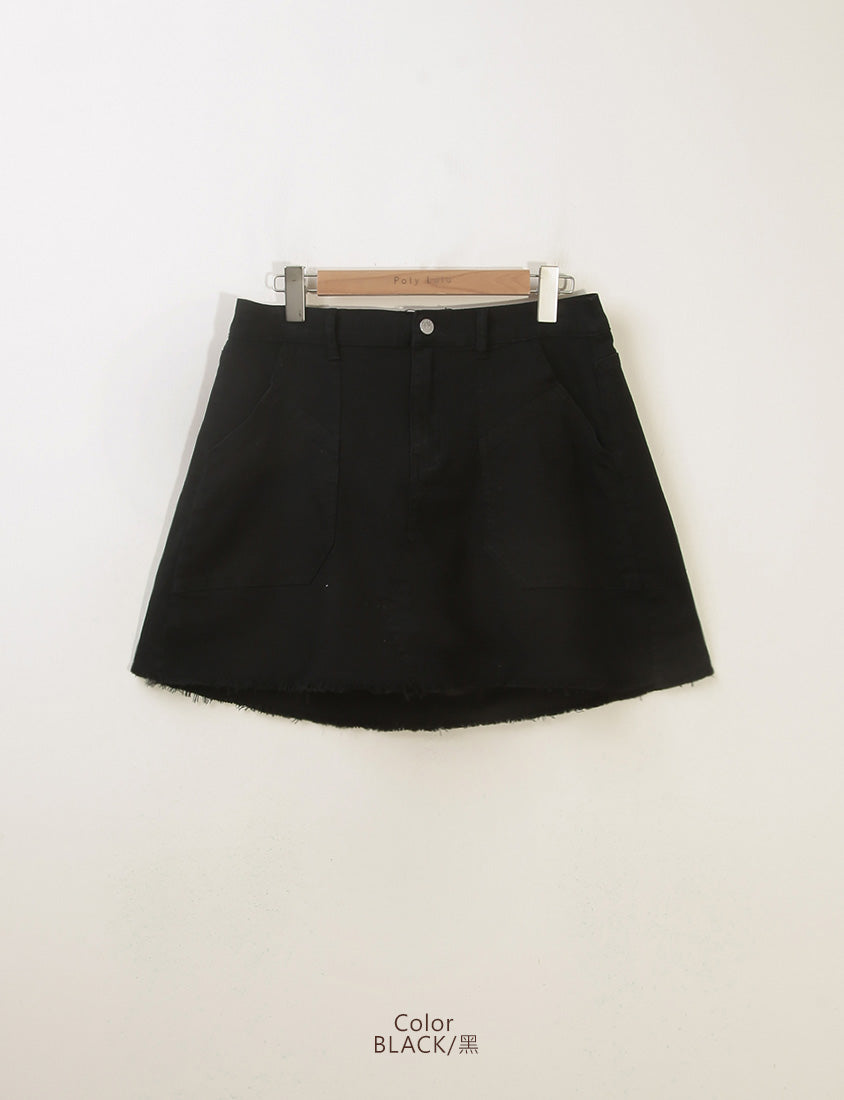 Pocket Twill Cotton Frayed Hem Plus Size Mini Skirt (With Inner Shorts)