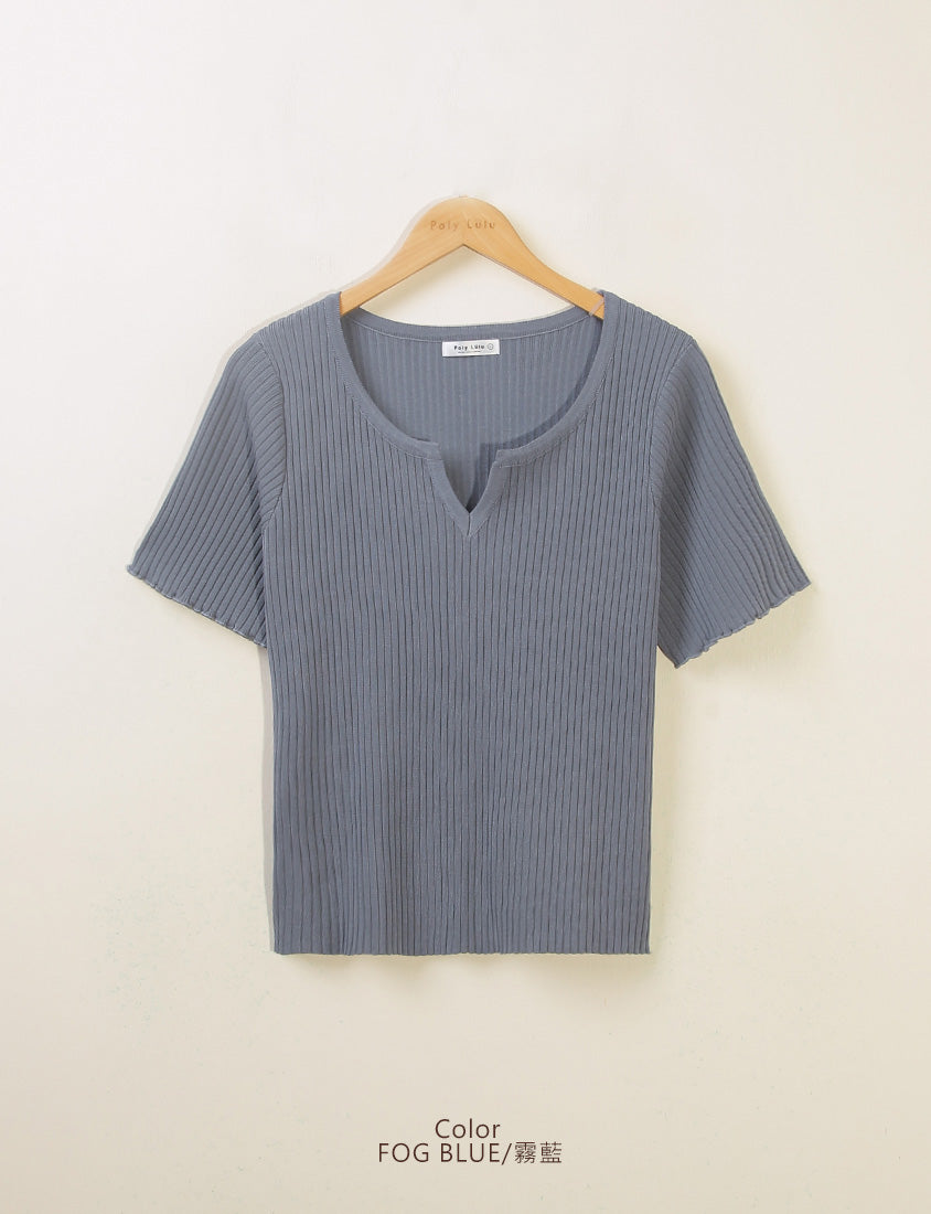 MISS. Essential Wavy Edge Plus Size Knit Top