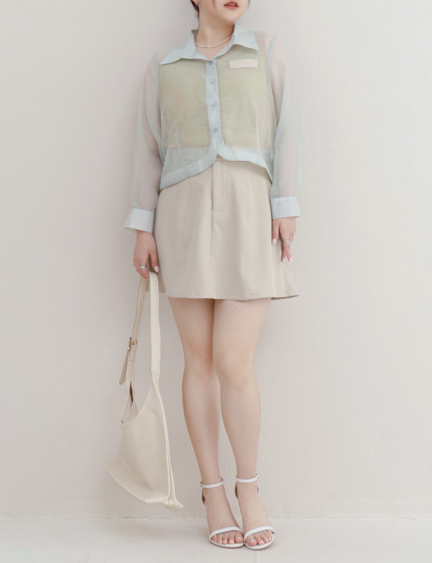 MISS. Faux Pockets Sheer Plus Size Cropped Shirt