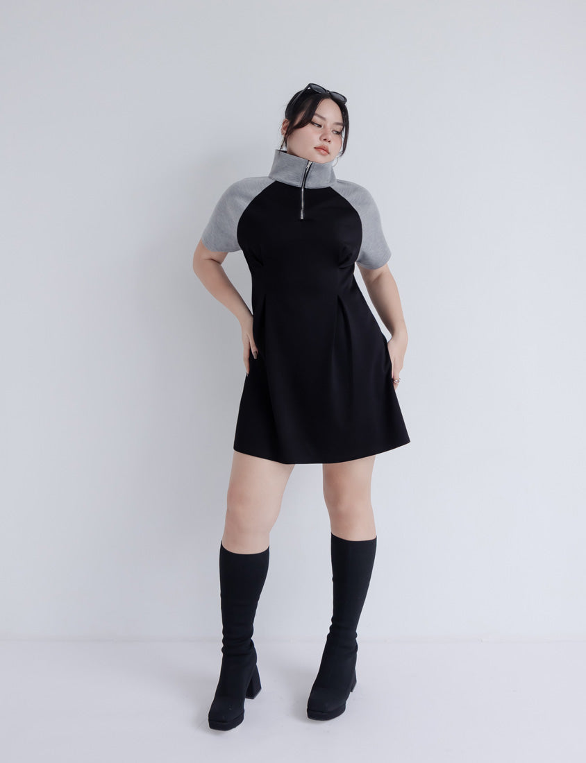 MUA! Space Cotton Color-Block Stand Collar Plus Size Short Sleeve Mini Dress