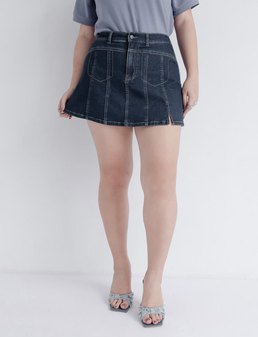MUA! Sexy Stitching A-Line Plus Size Denim Skirt (with Shorts)