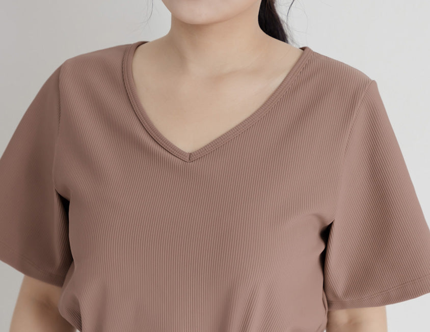 Pobra. Airy Ribbed V-Neck Short Sleeve Plus Size Bratop
