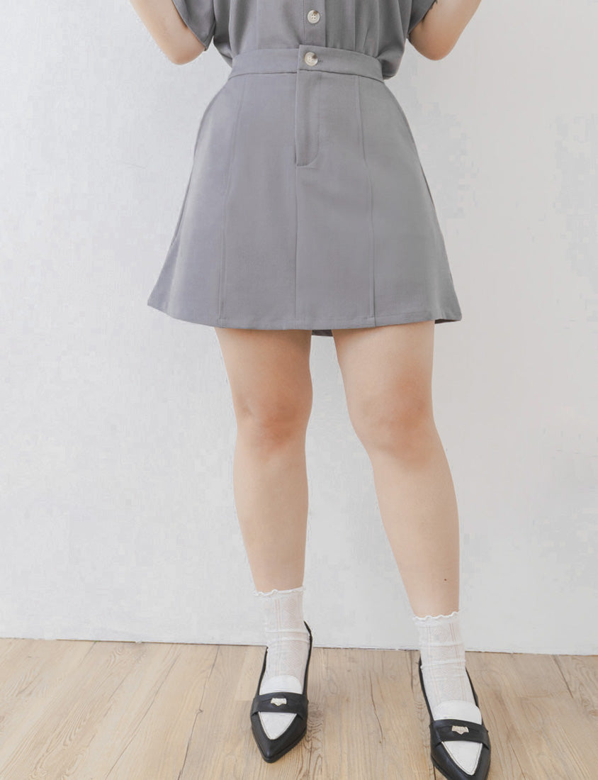 MISS. Korean Contrast Stitch Twill Back-Elastic Plus Size Mini Skirt
