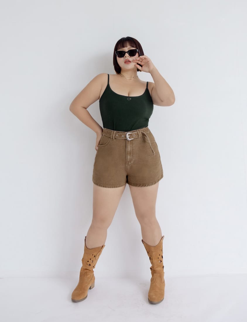 Pobra. Sweet & Edgy Heart Embroidery Plus Size Bra Top (With Pads)
