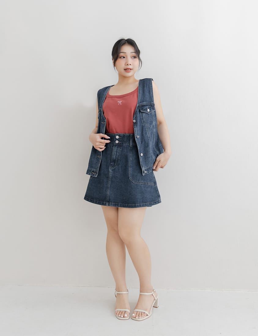 V-Neck Pocket Button Plus Size Denim Vest