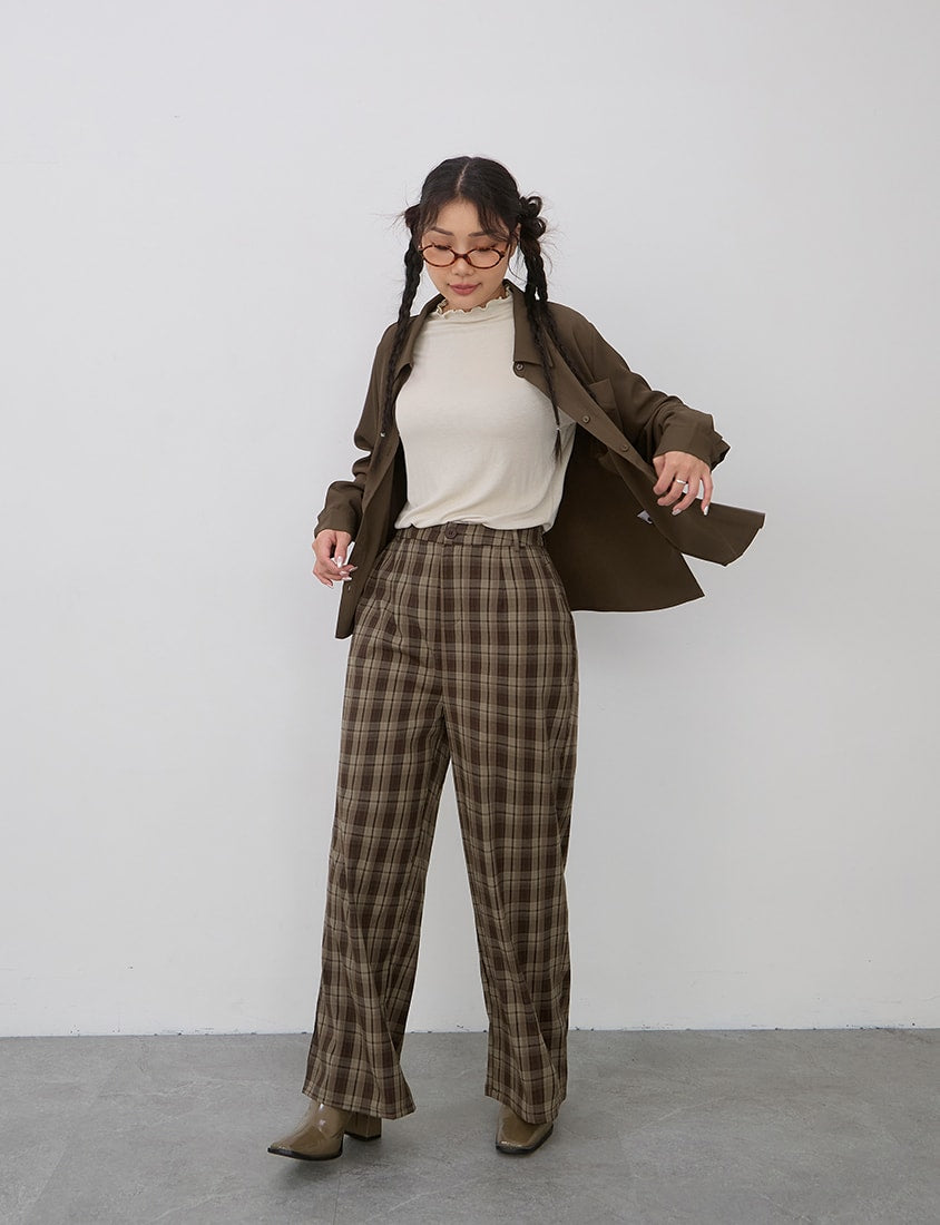 Classic Soft Ribbed Lettuce Edge Plus Size Top