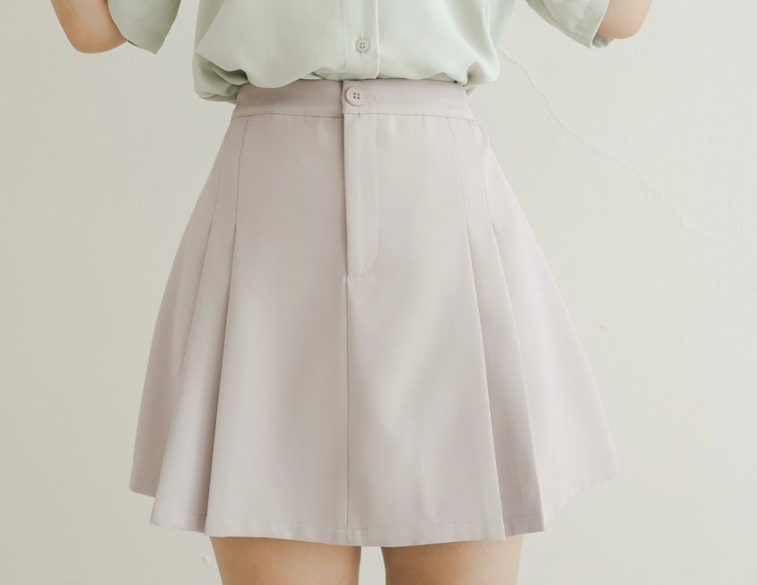 MISS. Wrinkle-Resistant Pleated Suit Plus Size Tailored Mini Skirt (With Shorts)