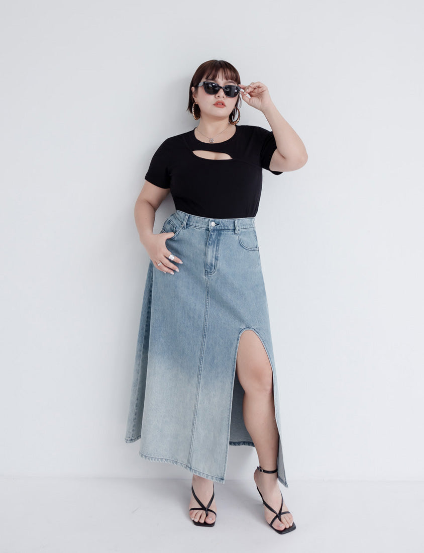 MUA! Sexy Cut-out Ribbed Plus Size Top