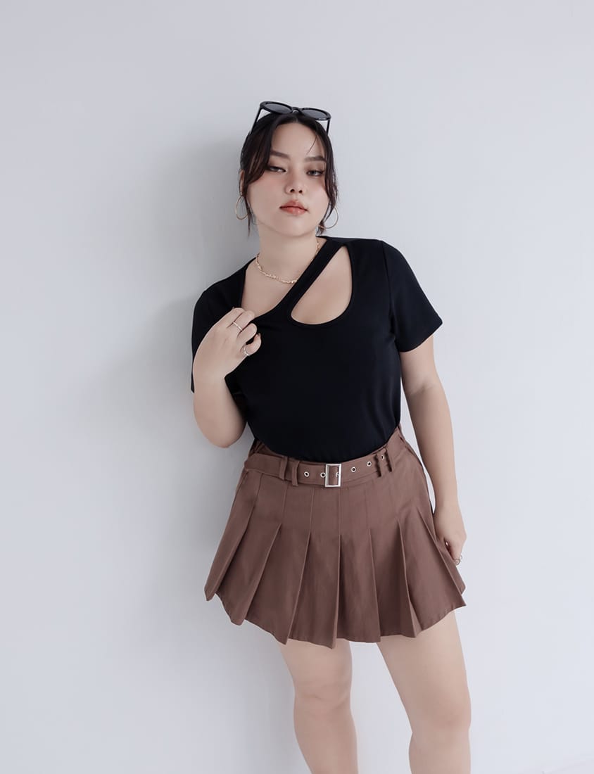 MUA! Sexy Ribbed Hollow Plus Size Short Sleeve Tee