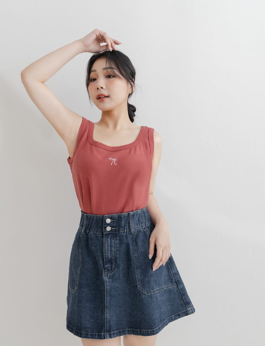 Waist-Cinching A-Line Plus Size Denim Skirt (With Shorts)