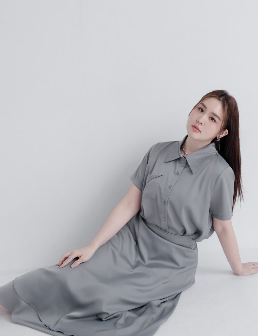 MISS. Elegant Pleat-Back Satin Plus Size Pocket Shirt