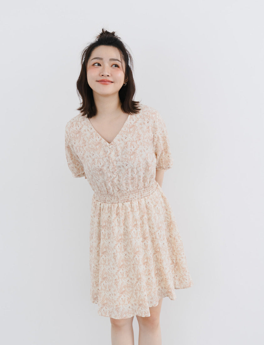 Heart Button Cuff Tie Plus Size Floral Mini Dress