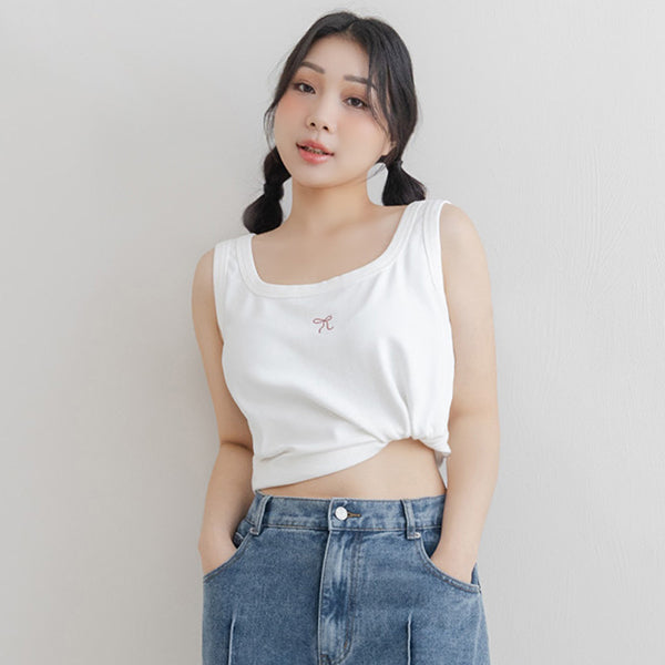 Crew Neck Bow Tie Embroidered Plus Size Cami