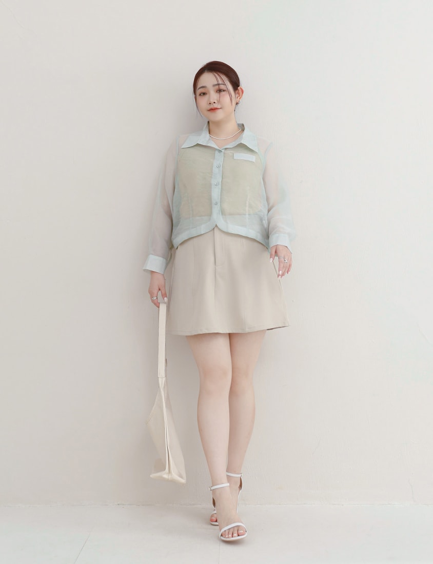 MISS. Faux Pockets Sheer Plus Size Cropped Shirt