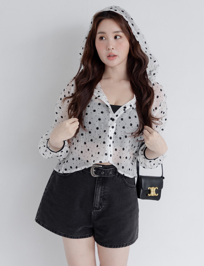 Cute Crinkled Floral Button Plus Size Hooded Jacket