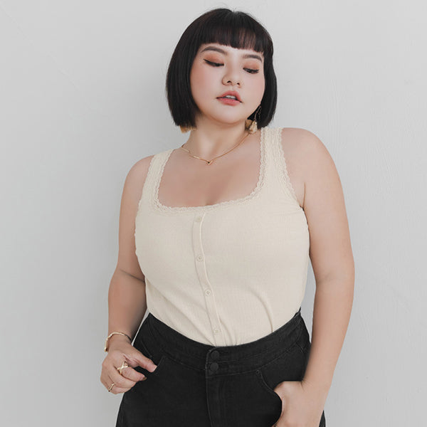 MUA! Lace Square Neck Faux Button Plus Size Sleeveless Top