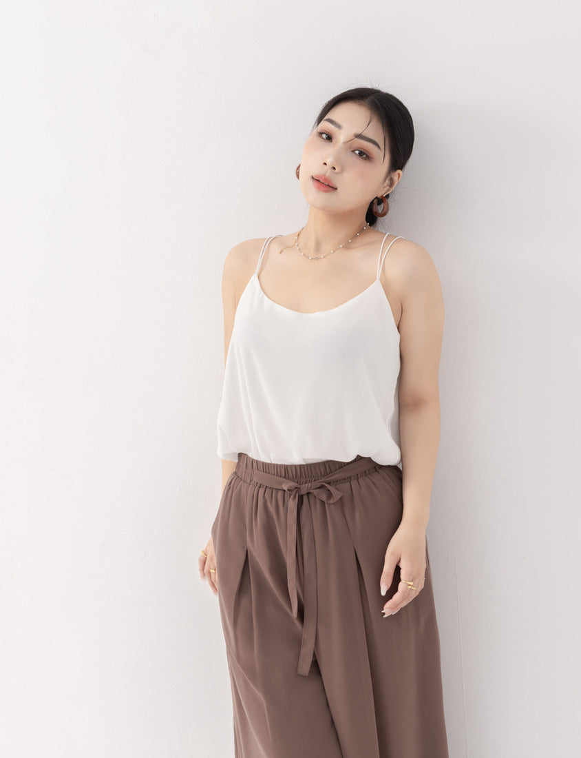 MISS. Elegant Textured Open-Back Plus Size Chiffon Camisole