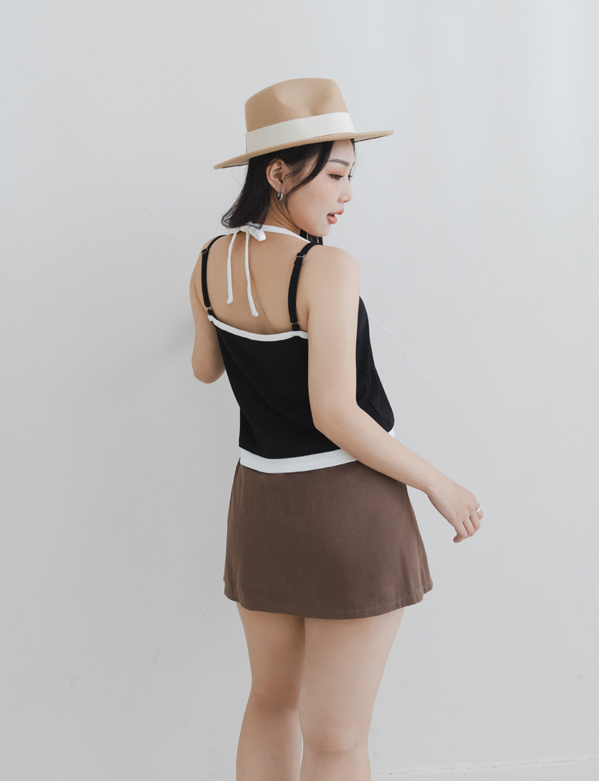 MUA! Chic Contrast Plus-Size Halter Neck Tank