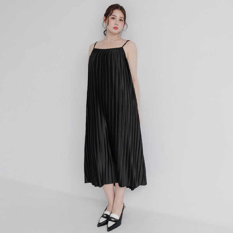 MISS. Pleated Flare Adjustable Strap Plus Size Cami Dress