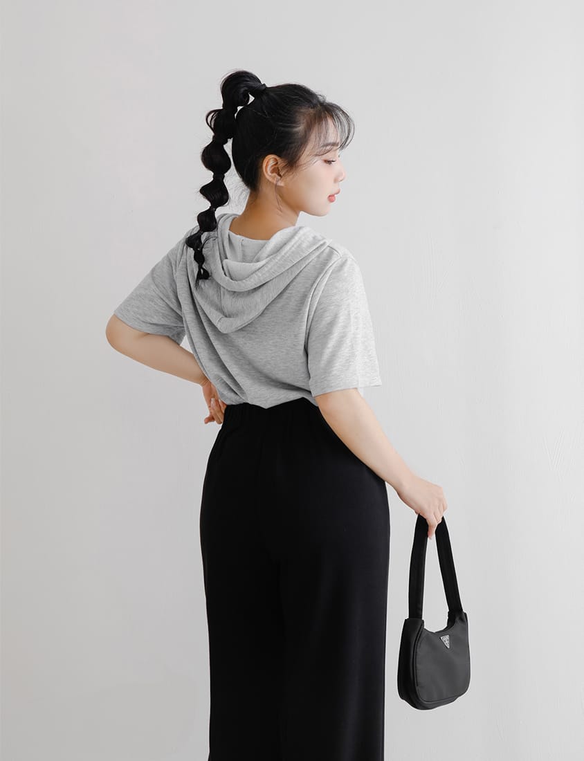 Reverse Square Pocket Plus Size Hooded Top