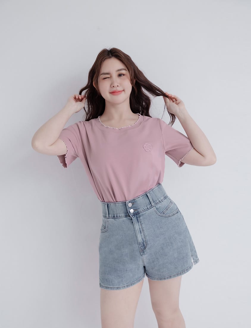 Ultra Waist-Sculpting Side Slit Slim Plus Size Denim Shorts