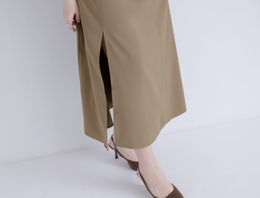 MISS.Ultra Waist-Sculpting Boned Back Elastic Front Slit Plus Size Maxi Skirt