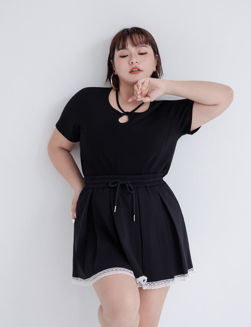 MUA! Pleated Lace-Trim Elastic Drawstring Plus Size Cotton Skirt (with Inner Shorts)