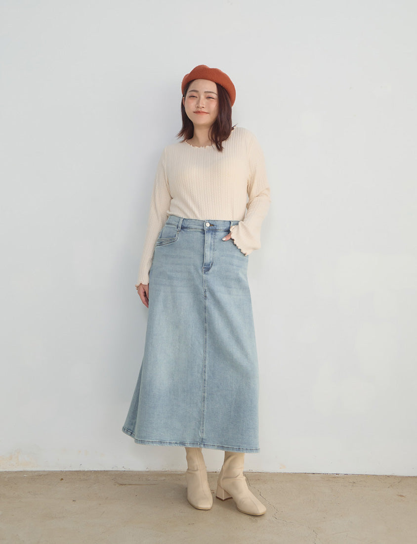 Standard Perfect Fit Back Slit Plus Size Denim Maxi Skirt