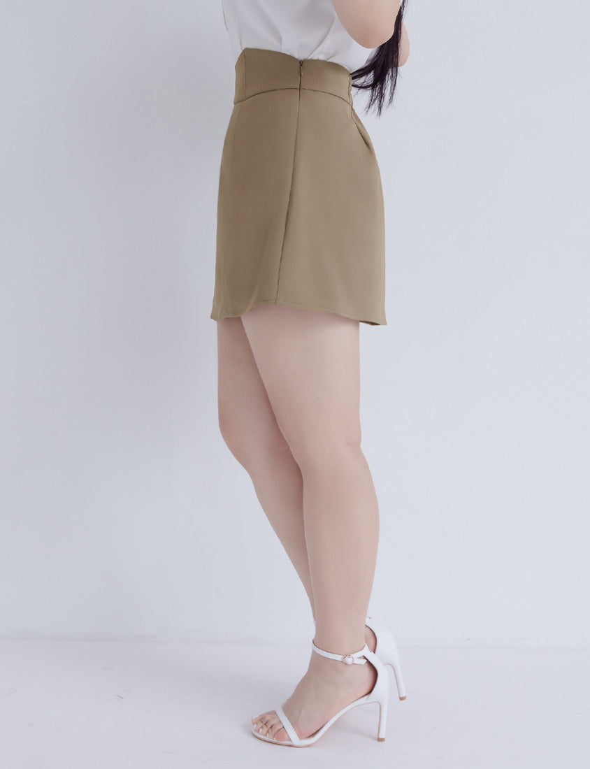 MISS. Ultra Waist-Sculpting Boned Back Elastic Slit Plus Size Mini Skirt (With Shorts)
