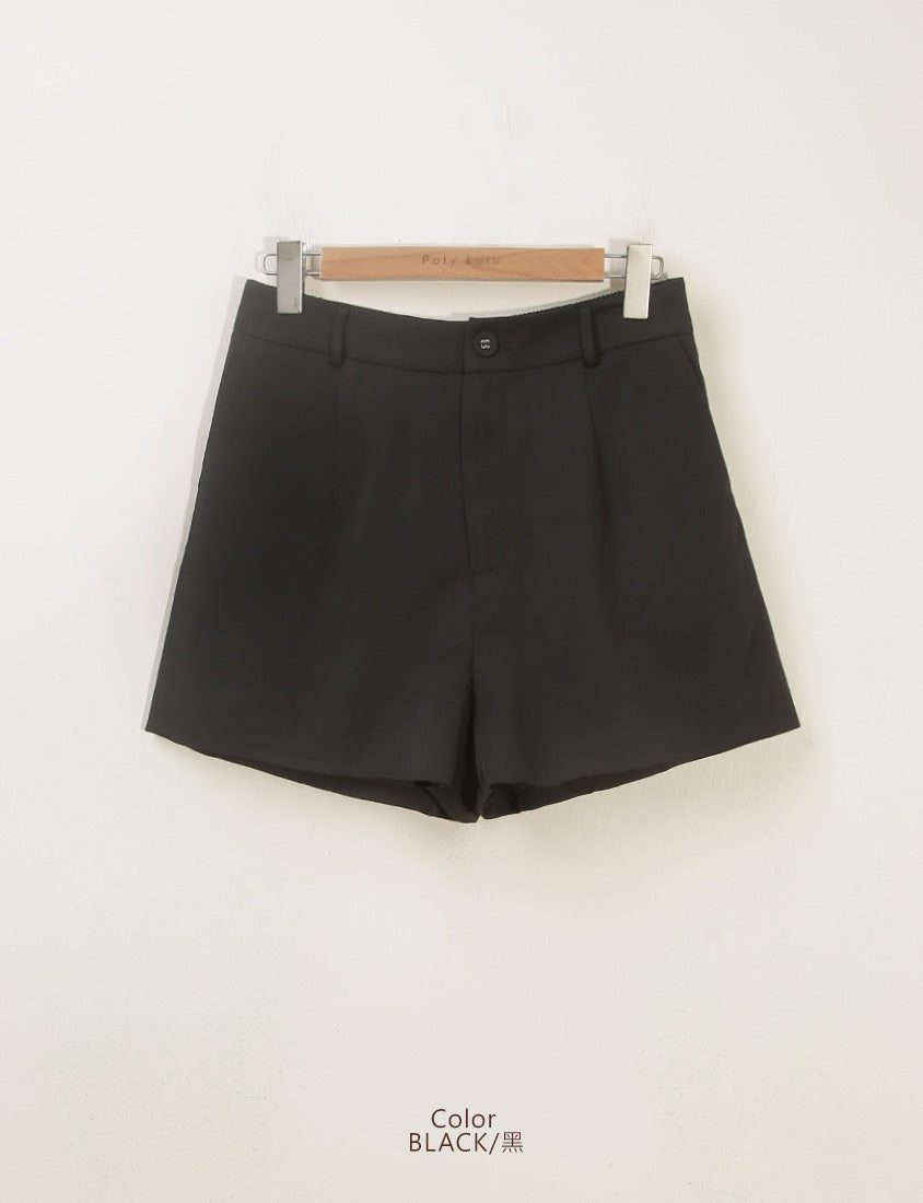 MISS. Elegant Back Elastic Waist Plus Size Tailored Shorts