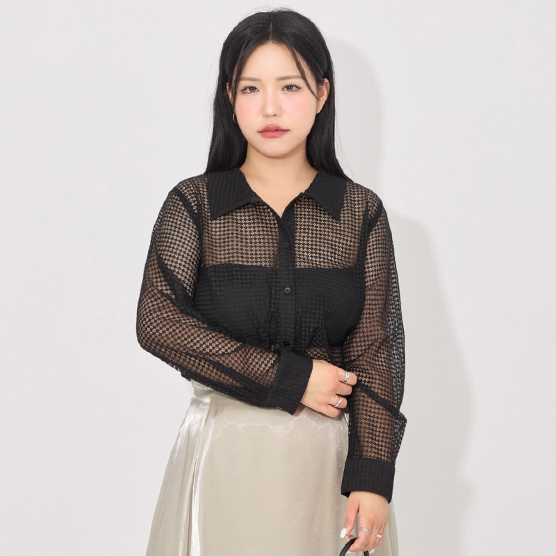 MORE U Textured Geometric Cut-Out Plus Size Shirt