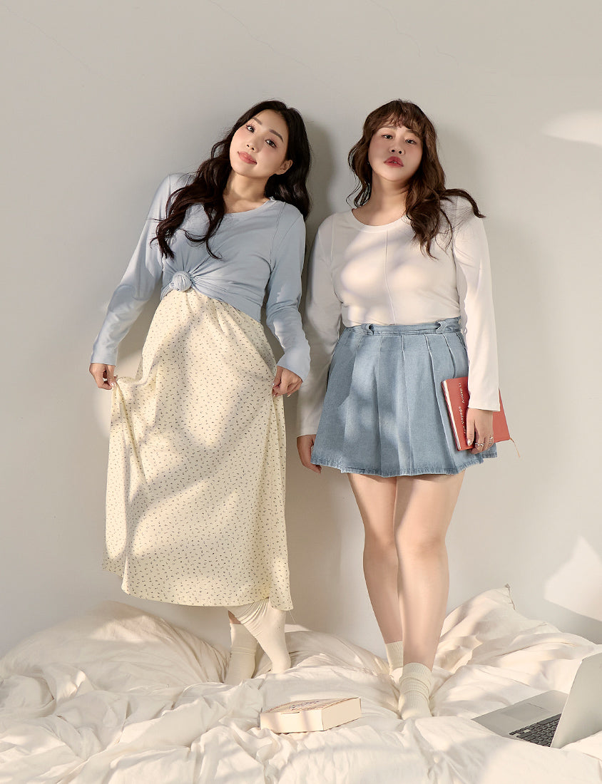 Playful Pleated Denim Mini Skirt (with Button)