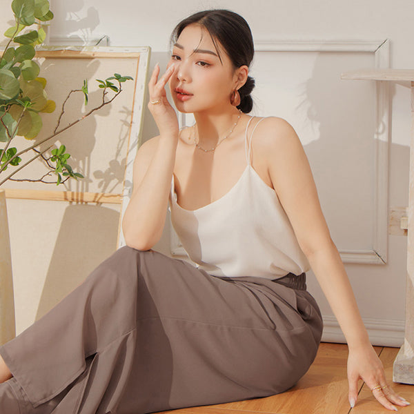 MISS. Elegant Textured Open-Back Plus Size Chiffon Camisole