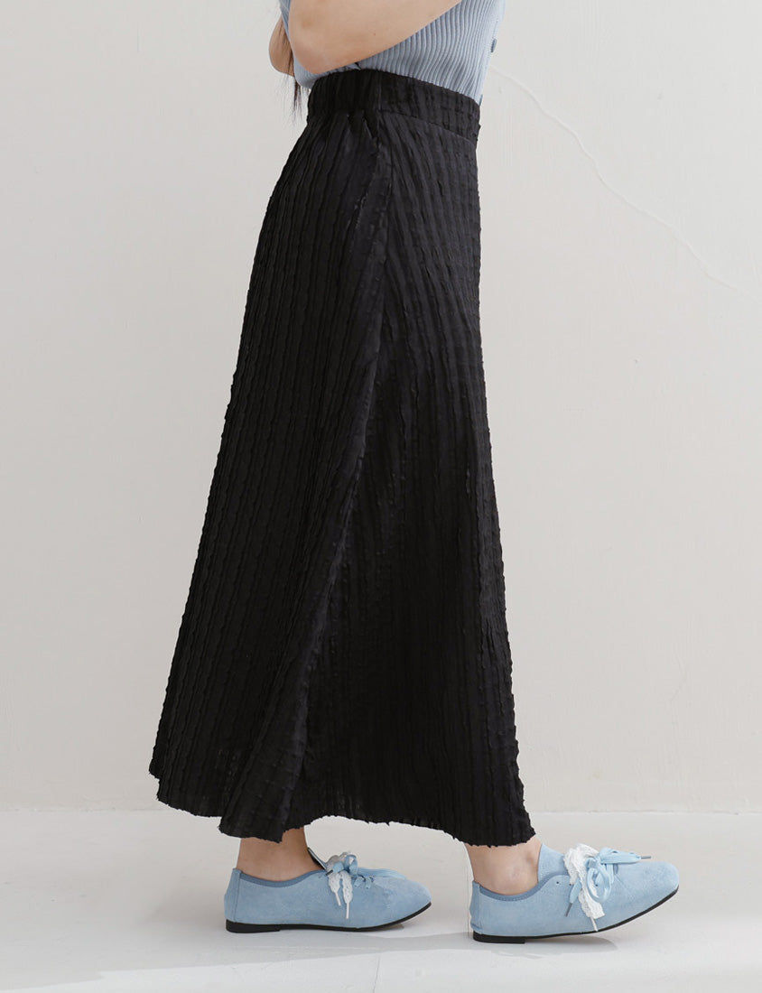 Soft Stretch Crinkled Elastic Waist Plus Size Maxi Skirt