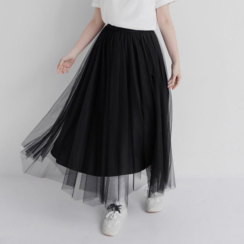 Romantic Layered Flowing Elastic Waist Plus Size Tulle Skirt