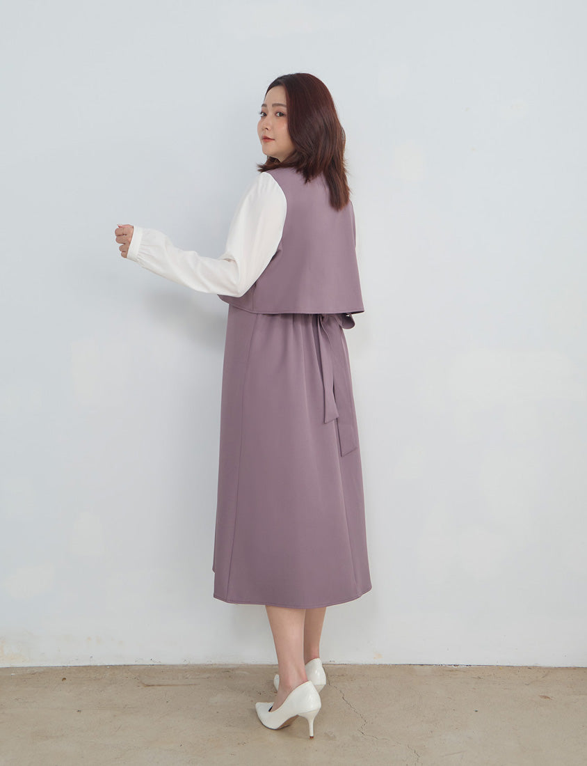 MISS. Contrast Faux Two Piece Waist Tie Plus Size Maxi Dress