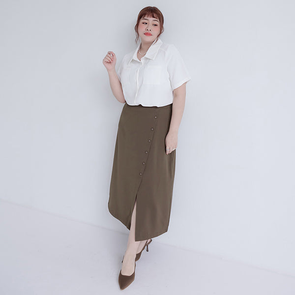MISS. Korean Style Asymmetrical Button Slit Elastic Waist Plus Size Maxi Skirt