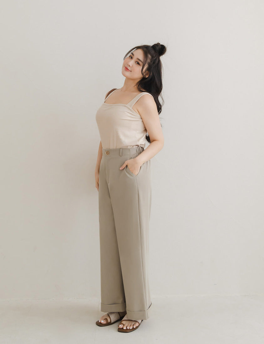 Ribbed Wide Strap Wavy Edge Plus Size Tank Top