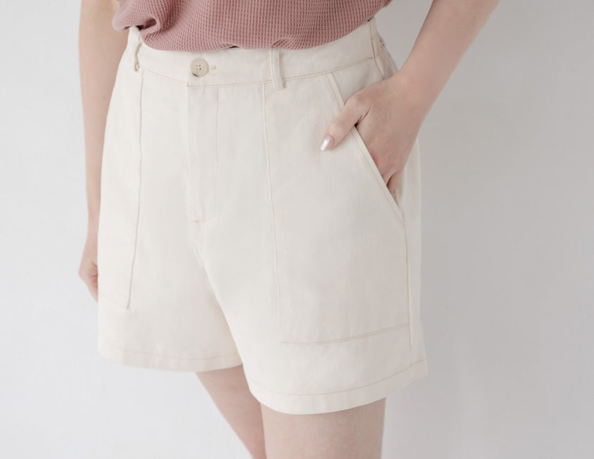 Twill Contrast Stitch High Waist Plus Size Shorts