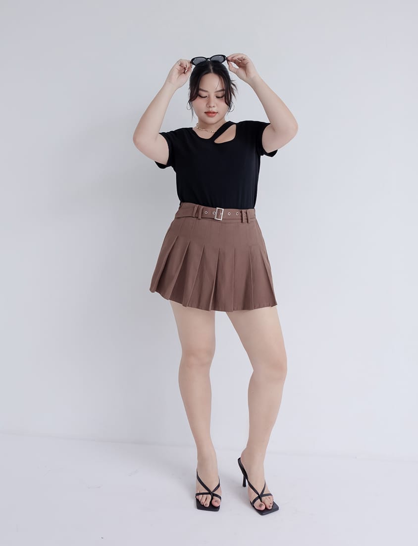 MUA! Sexy Ribbed Hollow Plus Size Short Sleeve Tee
