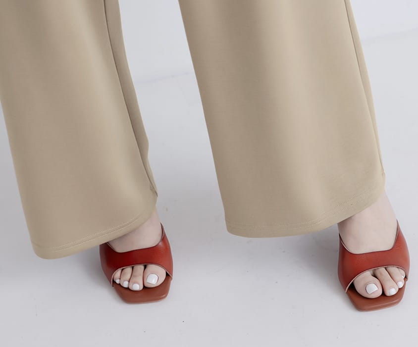 Miss. Space Cotton Back-Elastic Plus Size Straight-Leg Pants