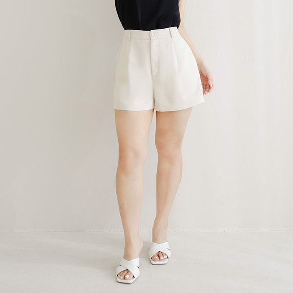 MISS. Elegant Back Elastic Waist Plus Size Tailored Shorts